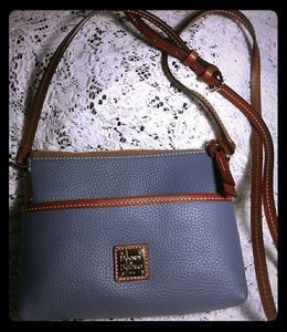 Dooney & Bourke crossbody purse